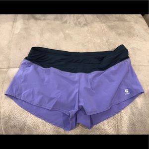 Oiselle Mac Roga short